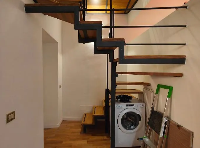 Spacious 3 Bedroom 2 Bathroom Apartment Near Metro Crocetta Milan City Center Apartment *