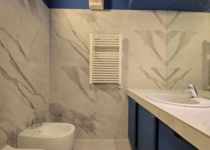 Apartment Spacious 3 Bedroom 2 Bathroom Apartment Near Metro Crocetta Milan City Center